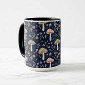 Moody Dark Navy Fungi Seamless Pattern Tasse (Vorderseite Links)