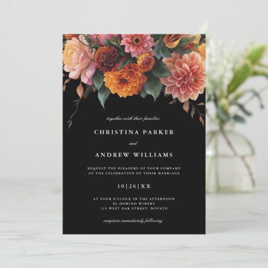 Moody Floral Dark Elegant Herbst Winter Wedding Einladung (Stehend Vorderseite)