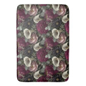 Moody Floral Pattern with Dahlias and Calla Lilies Badematte (Vorderseite Vertikal)