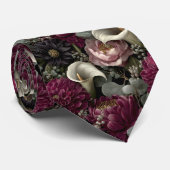 Moody Floral Pattern with Dahlias and Calla Lilies Krawatte (Gerollt)