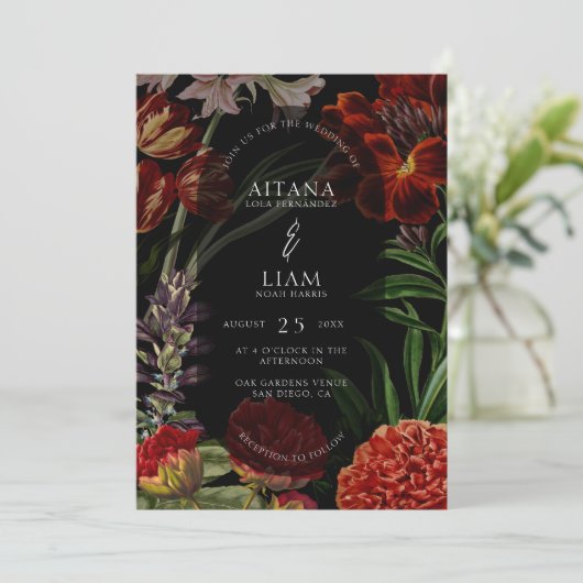 Moody Floral Wedding Einladung (Stehend Vorderseite)