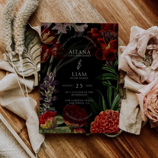Moody Floral Wedding Einladung