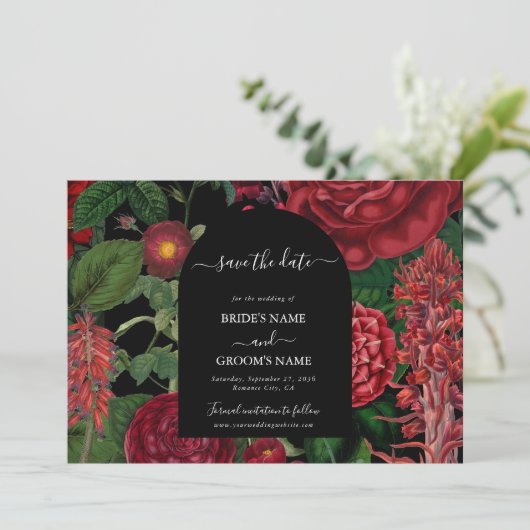 Moody Florals Black Arch Burgundy Red Wedding Save The Date (Stehend Vorderseite)