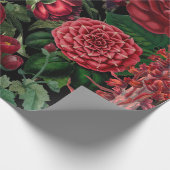 Moody Florals Black & Burgundy Vintag Geschenkpapier (Ecke)
