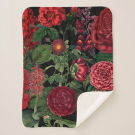Moody Florals Black & Burgundy Vintag Sherpadecke