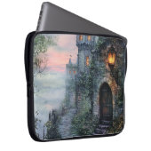 MOODY FOGGY IRISH CASTLE SCENE LAPTOPSCHUTZHÜLLE (Vorne Rechts)