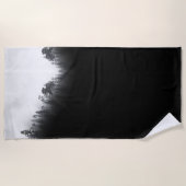 Moody-Forest-Duschvorhang Strandtuch (Vorderseite)