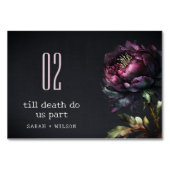 Moody Gothic Dark Lila Black Peony Wedding Tischnummer (Vorderseite)