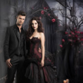 Moody Gothic Dark Veiled Arch & Chair XLarge Wandteppich