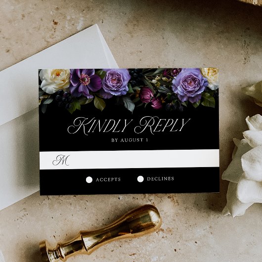 Moody Gothic Floral Wedding RSVP Karte