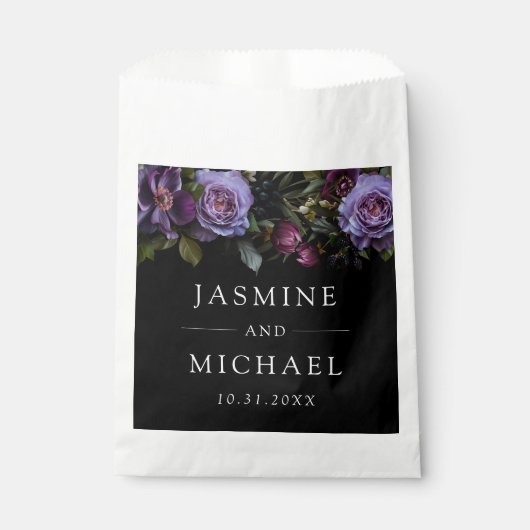 Moody Gothic Lila Floral Wedding Geschenktütchen (Vorderseite)