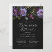 Moody Gothic Purple Floral Photo Rehearsal Dinner Einladung (Vorderseite)