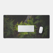 Moody green nature theme with ferns schreibtischunterlage (Tastatur & Maus)