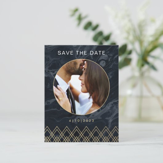 Moody Hues Midnight Blue Marble Save the Date Postkarte (Stehend Vorderseite)