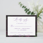 Moody Lila Blooms Gothic Wedding RSVP Karte (Stehend Vorderseite)