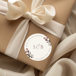 Moody Lila Floral Round Wedding Sticker Initialen