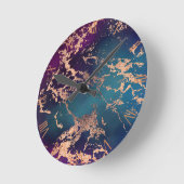 Moody Luxe Marble | Tief Lila und Aquamarine Rose  Runde Wanduhr (Winkel)