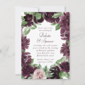 Moody Passions | Dramatischer Lila Wein Rose Kranz Einladung (Vorderseite)