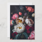 Moody Peony Floral Wedding Round Einladung (Rückseite)