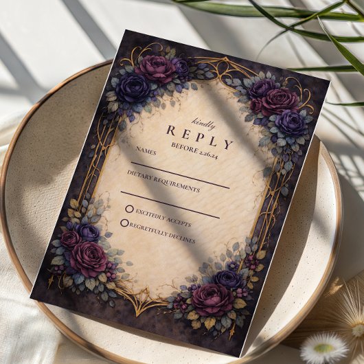 Moody Purple Gothic Floral Wedding RSVP Karte