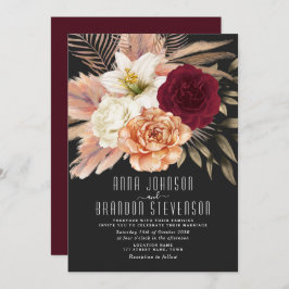 Moody Romantic Floral Wedding Einladung