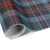 Moody Slate Blue and Deep Red Tartan Plaid Geschenkpapier (Rolleneckpunkt)