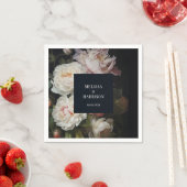 Moody White and Blush Peony Rose Blumenhochzeit Serviette (Beispiel)