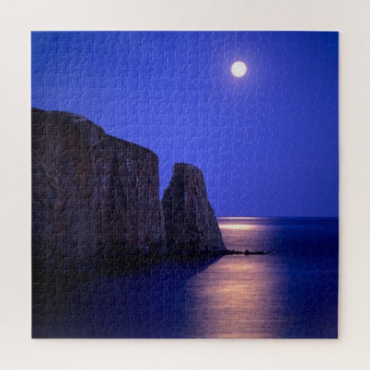 Moon bei Dämmerung | Perce Rock Gaspe Coast Quebec Puzzle (Vertikal)