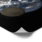 Moon bewegt sich vor dem DSCOVR-Bild der Erde Poster (Ecke)