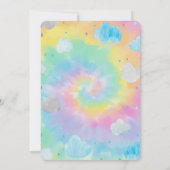 Moon Butterfly Stars & Clouds Tie Dye Baby Shower Einladung (Rückseite)