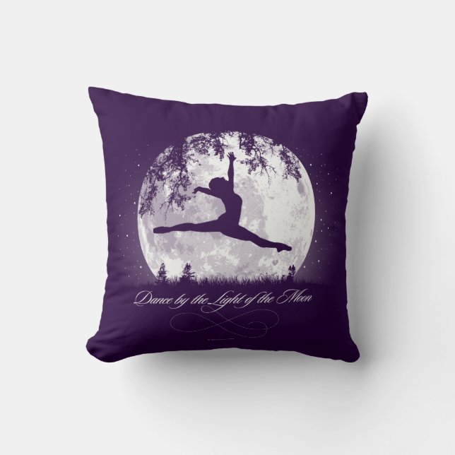 Moon Dance Throw Pillow Kissen (Vorderseite)