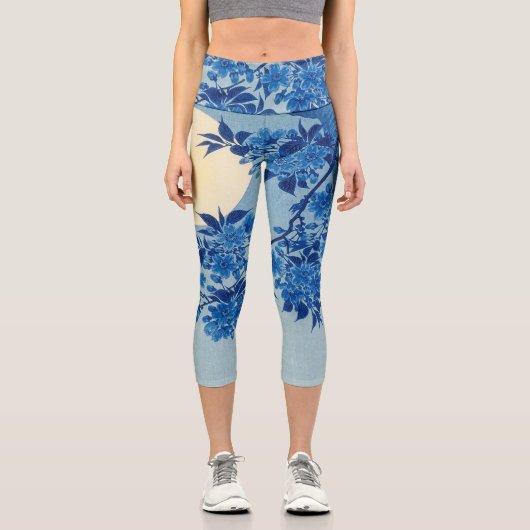 Moon Night Abend Tree Blue Moonlit Capri Leggings (Vorderseite)