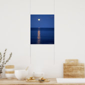Moon Over Lake at Night Poster (Küche)