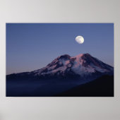 Moon Over Mount Rainier Poster (Vorne)