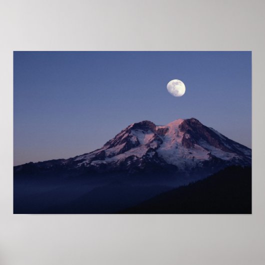 Moon Over Mount Rainier Poster (Vorne)