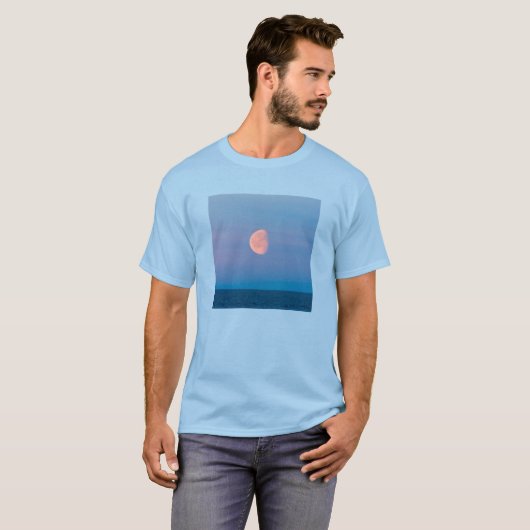 Moon Over the Bering Sea | Russia Far East T-Shirt (Vorne ganz)