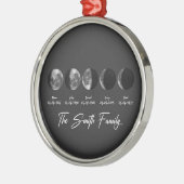 Moon Phase The Smith Family – Custom Names & Dates Ornament Aus Metall (Links)