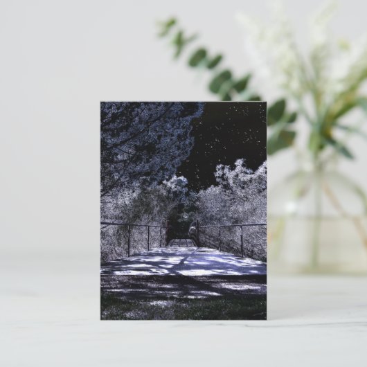 Moon Shadows Postkarte (Stehend Vorderseite)