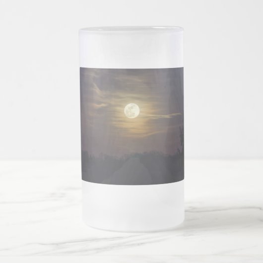 Moon Silhouette Mattierte Tasse (Mittel)