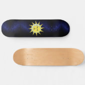 Moon & Sun Convernation auf Navy Blue Galaxy Skateboard (Horizontal)