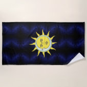 Moon & Sun Convernation auf Navy Blue Galaxy Strandtuch (Vorderseite)