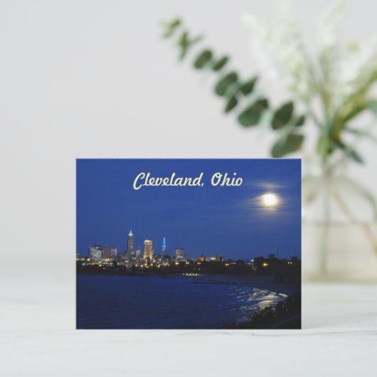 Moon über Cleveland Postcard Postkarte (Stehend Vorderseite)