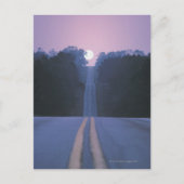 Moon über offene Straße Postkarte (Vorderseite)