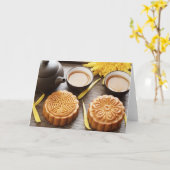 Mooncake und Tee, chinesisches mittleres Karte (Gelbe Blume)