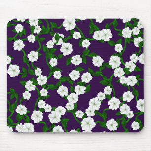 Moonflowers auf tiefer Pflaume Mousepad