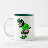 Mooning Leprechaun Zweifarbige Tasse (Links)