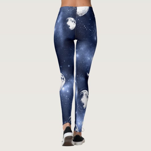 Moonlight Glow Moon Phasen in Sky Clouds Leggings (Rückseite)