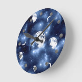 Moonlight Glow Moon Phasen in Sky Clouds Runde Wanduhr (Winkel)