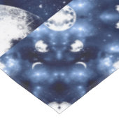 Moonlight Glow Moon Phasen in Sky Clouds Tischdecke (Schrägansicht)