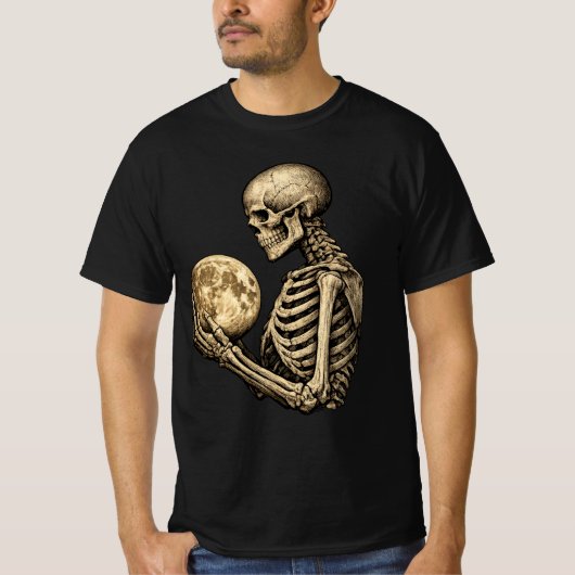 Moonlight Skeleton Holding Full Moon Gothic  T-Shirt (Vorderseite)